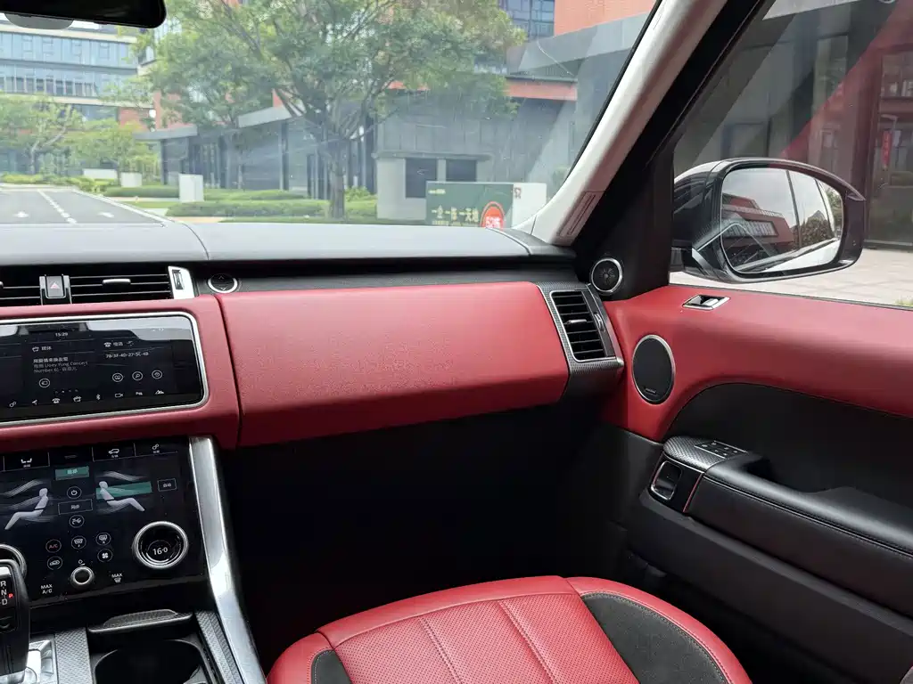 Range Rover Sport 2018 3.0 SC V6 HSE Dynamic
