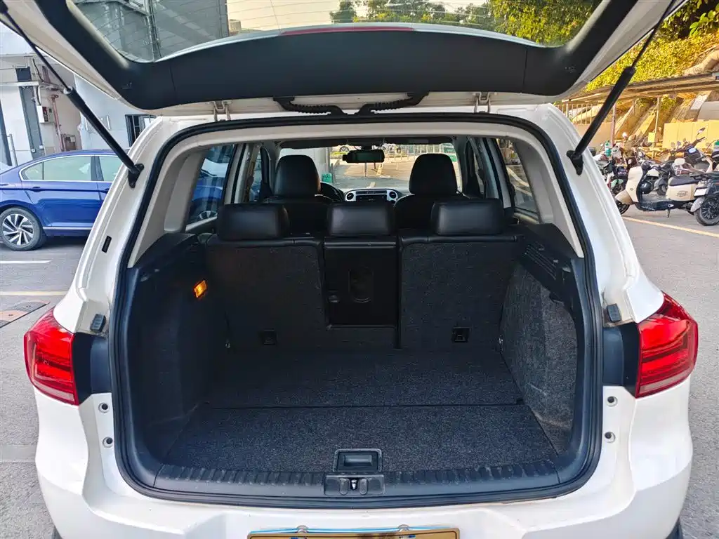 Tiguan 2015 1.8TSI Automatic 2WD Comfort Edition