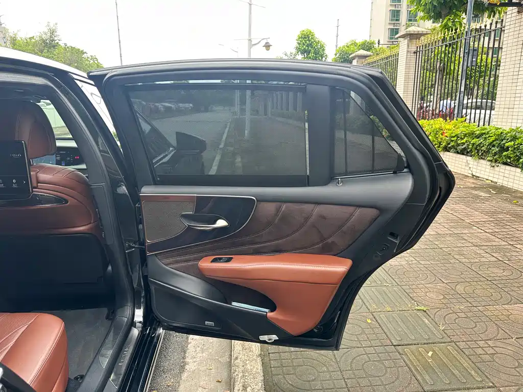 Lexus LS 2018 500h Executive Edition National VI