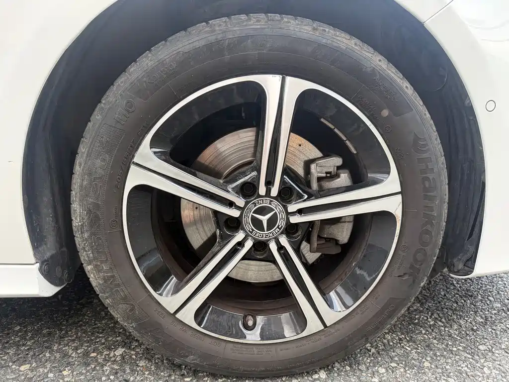 Mercedes-Benz A-Class 2024 A 200 L Fashion Edition