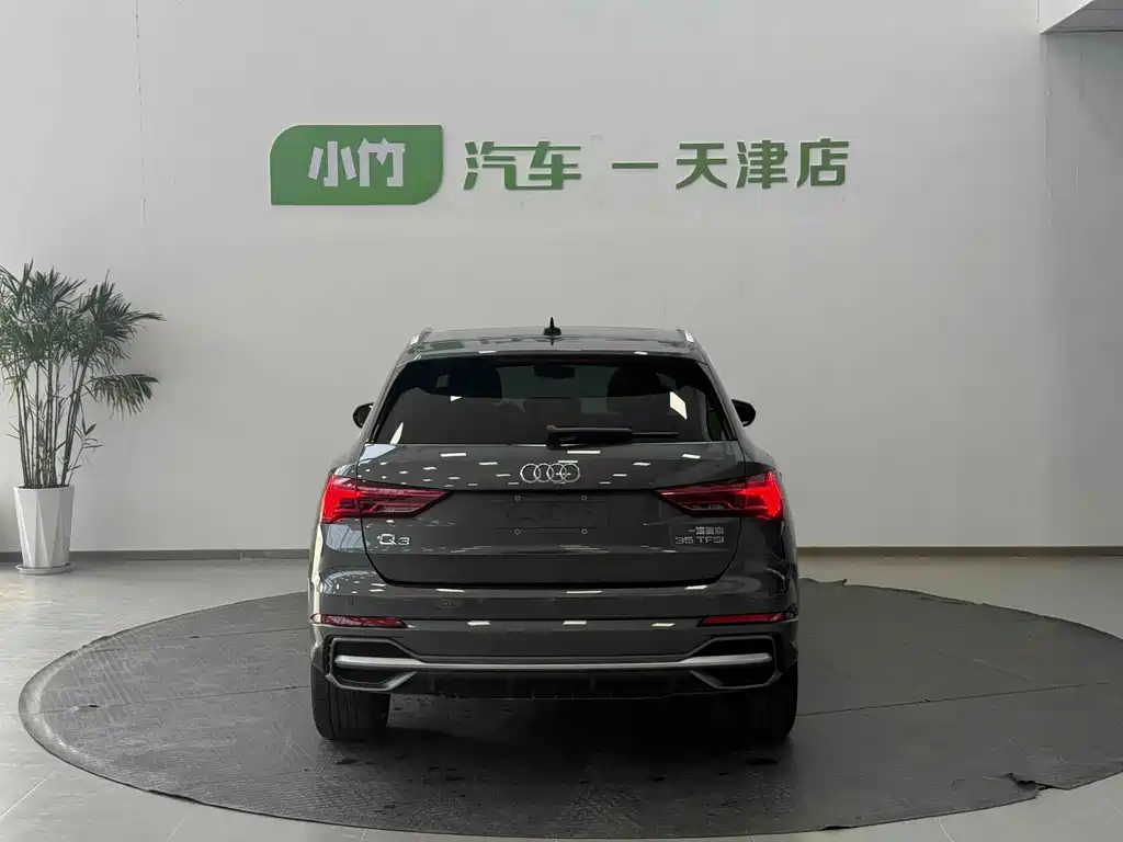 Audi Q3 2022 35 TFSI Sportline