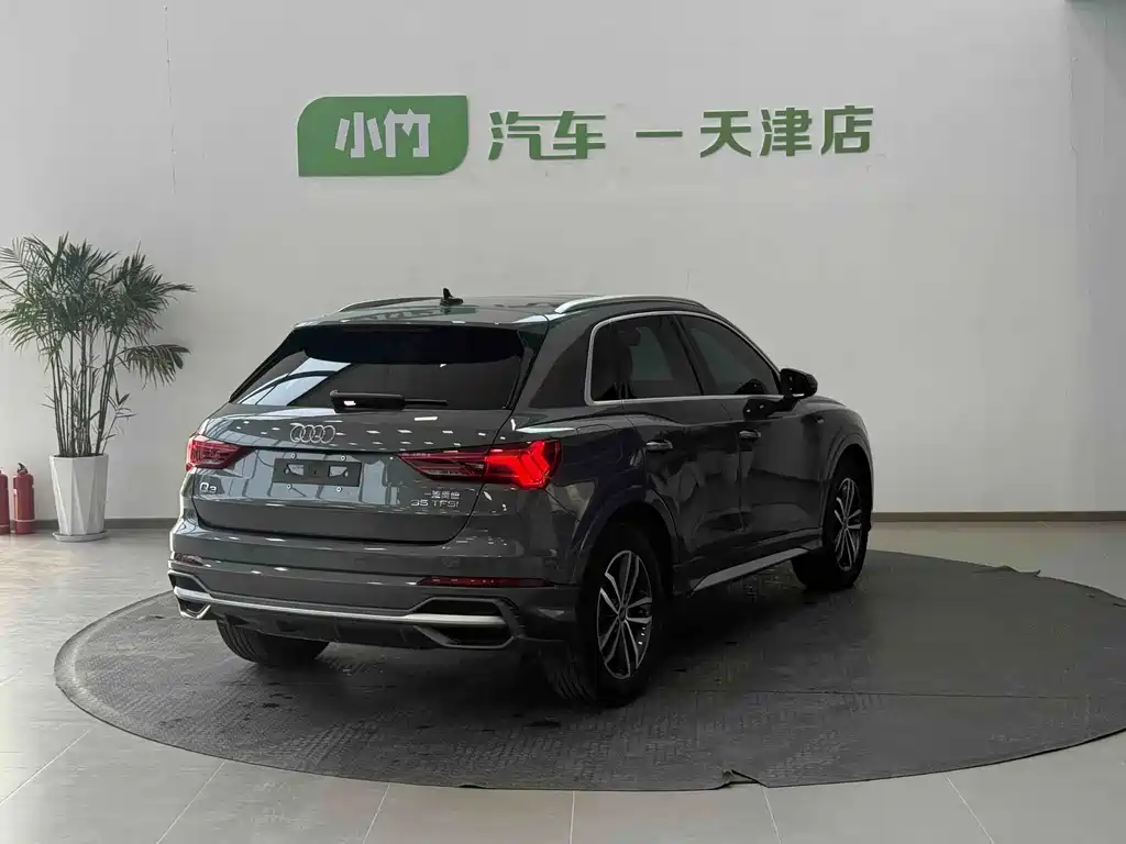 Audi Q3 2022 35 TFSI Sportline