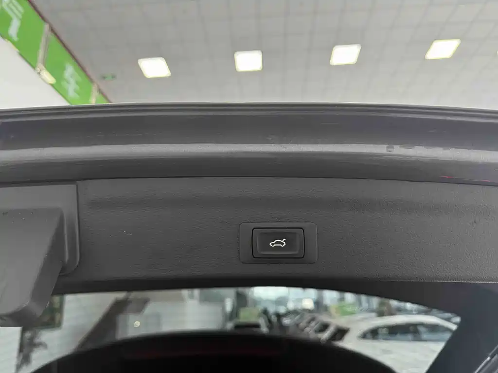 Audi Q3 2022 35 TFSI Sportline