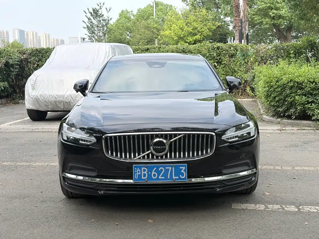 Volvo S90 2023 B5 Intelligent Luxury Edition