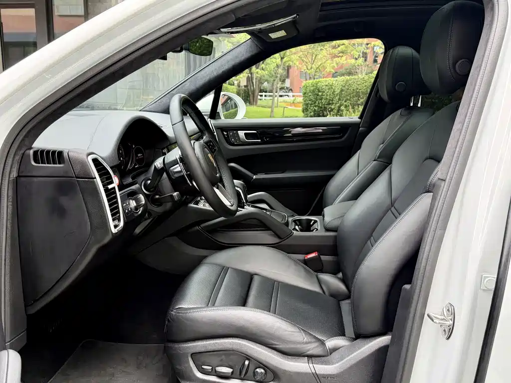 Cayenne New Energy 2021 Model Cayenne E-Hybrid 2.0T