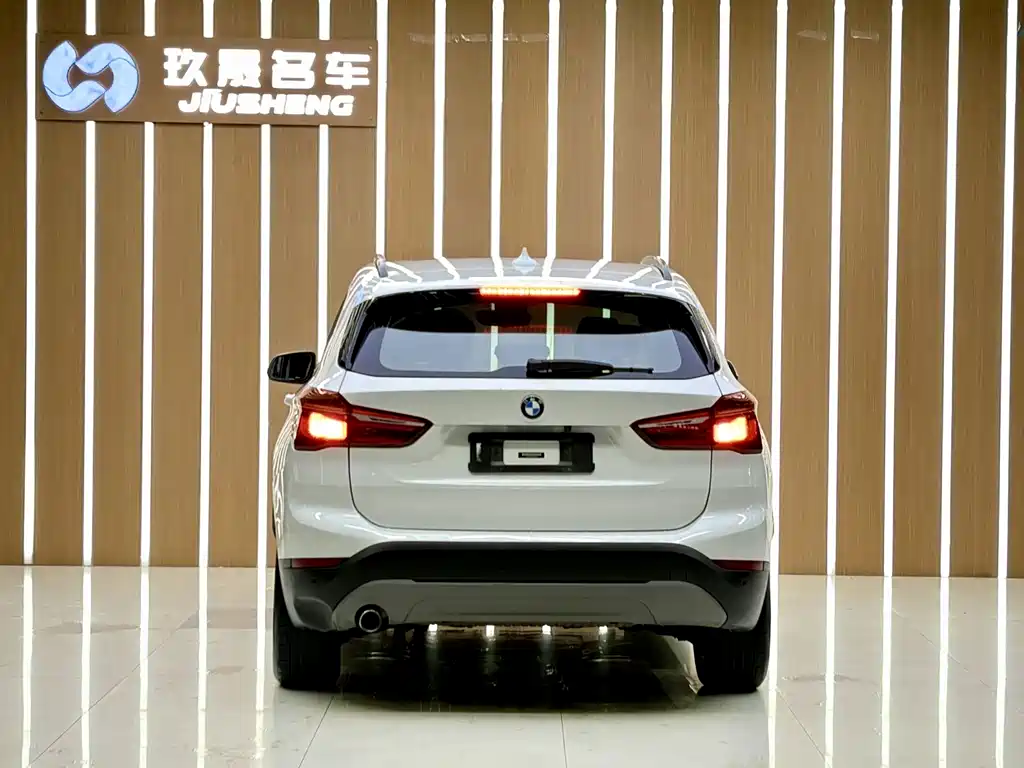 BMW X1 2018 sDrive18Li Fashion Edition