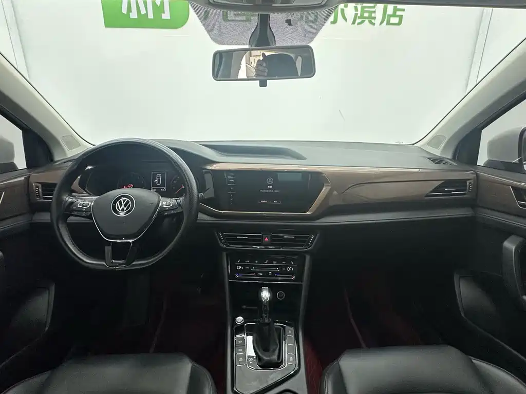 Tou岳 2021 280TSI Two-Wheel Drive Luxury Edition PLUS
