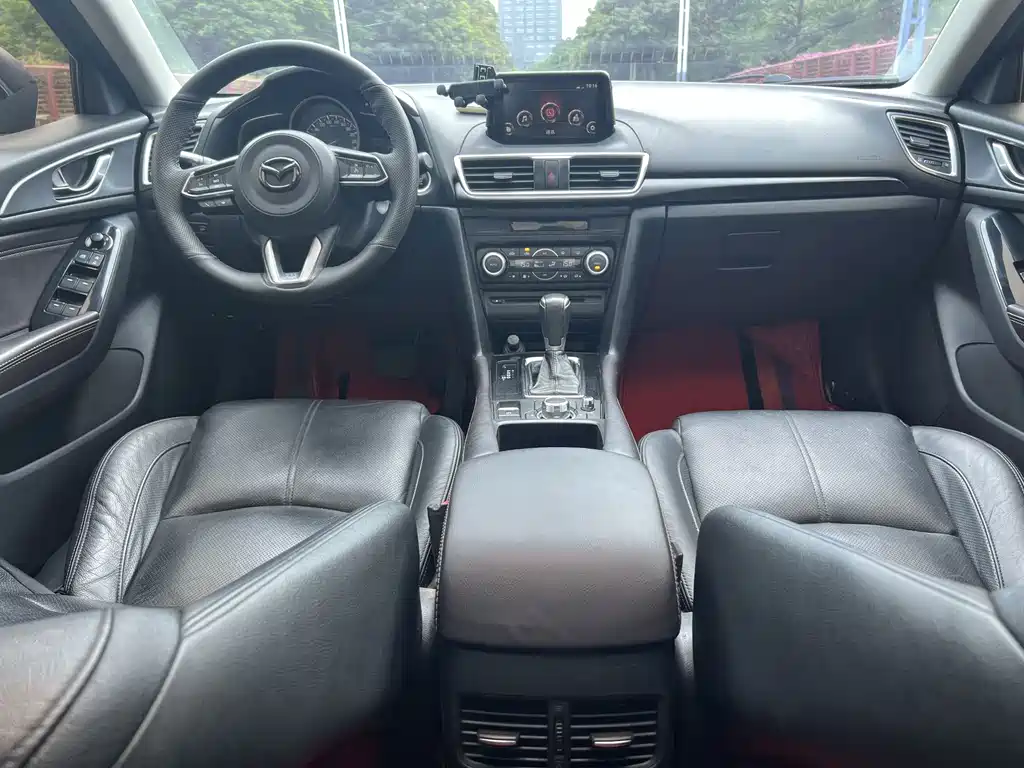 Mazda 3 Atenza 2017 3-door 2.0L automatic premium model National V