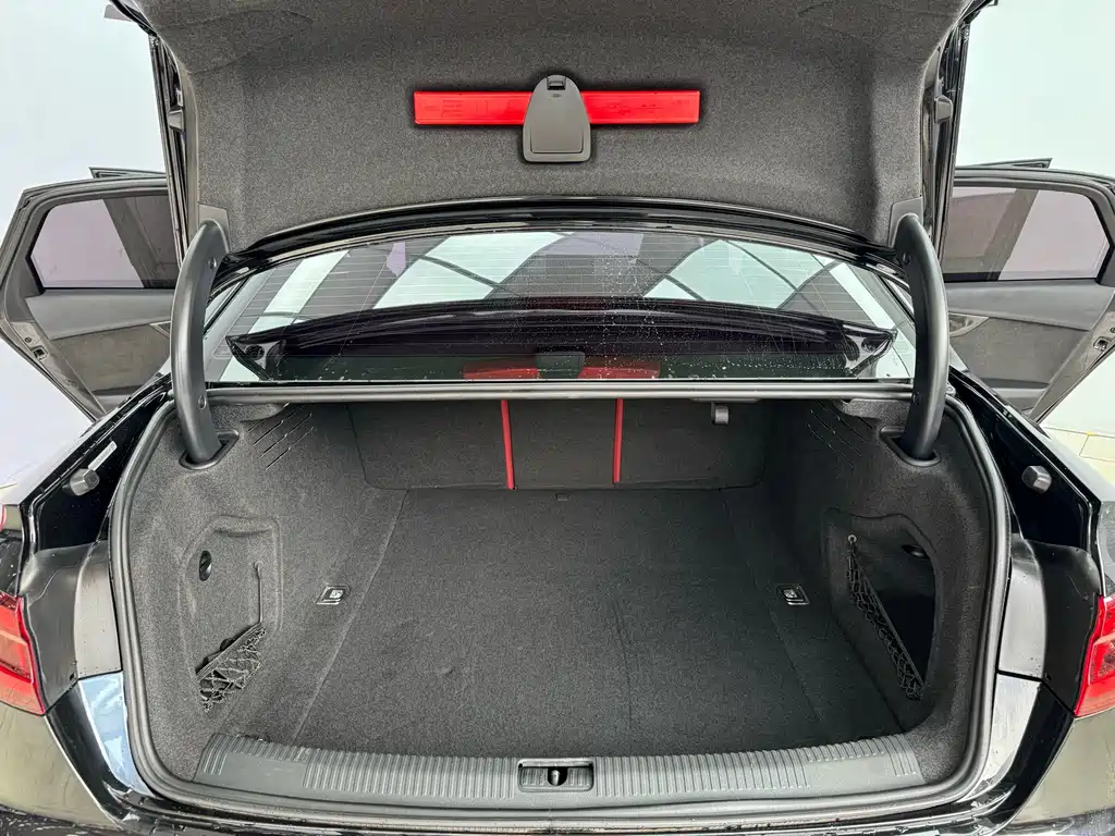 Audi S4 2018 model S4 3.0 TFSI