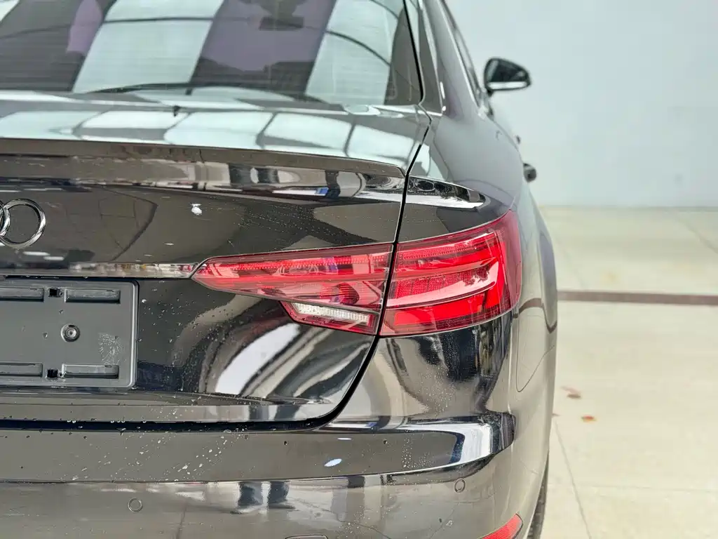 Audi S4 2018 model S4 3.0 TFSI