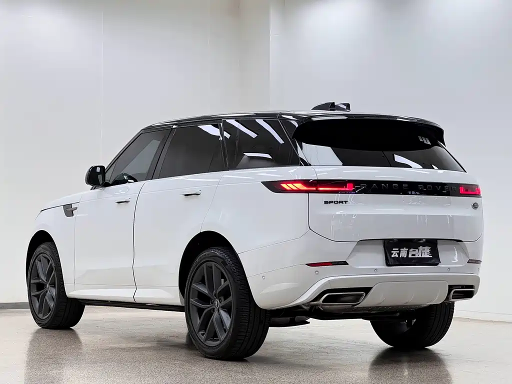 Range Rover Sport 2023 400PS Dynamic HSE
