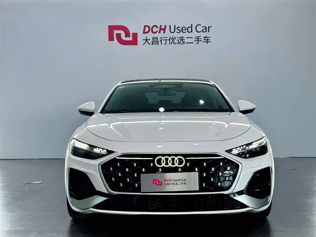 Audi A5L 2026 model 2.0T Qiankun Smart Drive Edition
