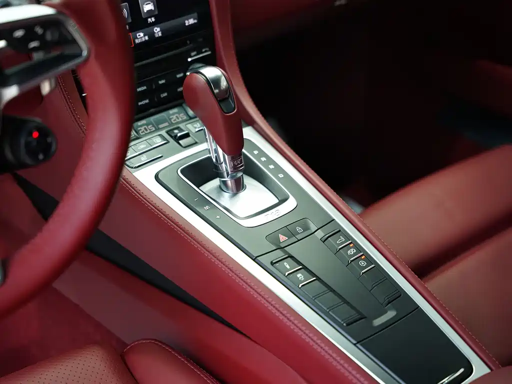 Porsche 718 Cayman 2.0T 2022 Model