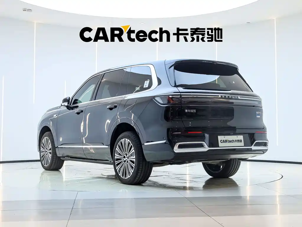 Galaxy M9 2025 Edition 210km All-Wheel Drive Leading Edition