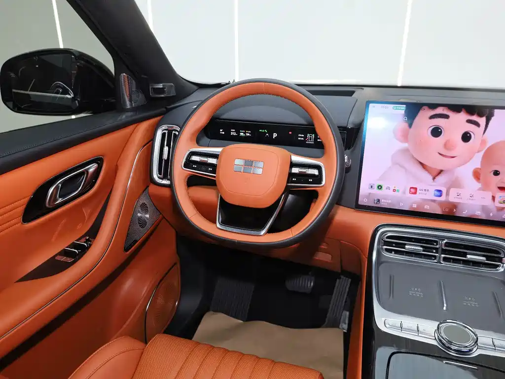 Galaxy M9 2025 Edition 210km All-Wheel Drive Leading Edition