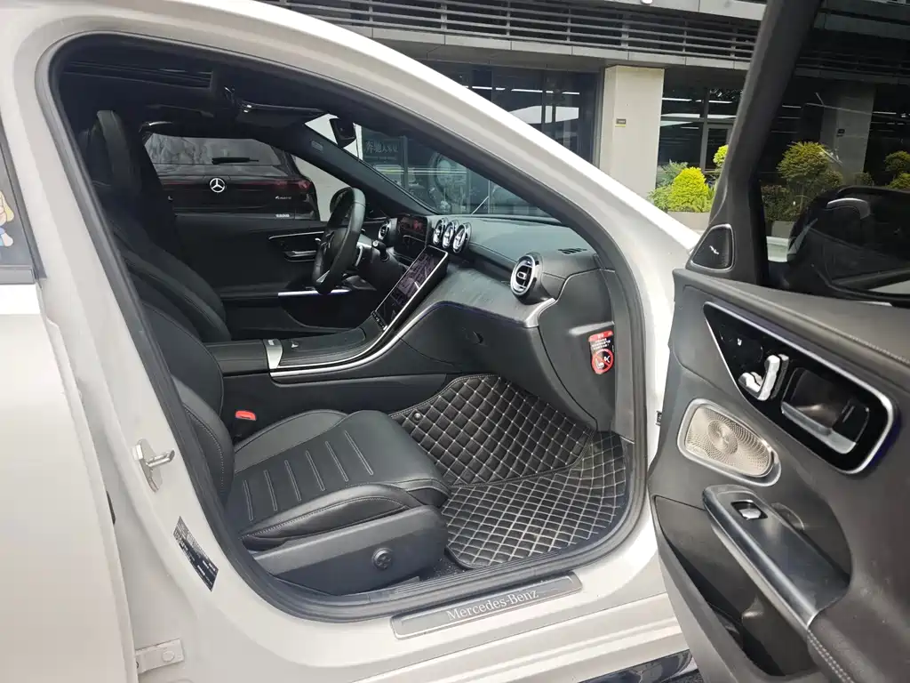 Mercedes-Benz C-Class 2023 C 260 L Night Moves Edition