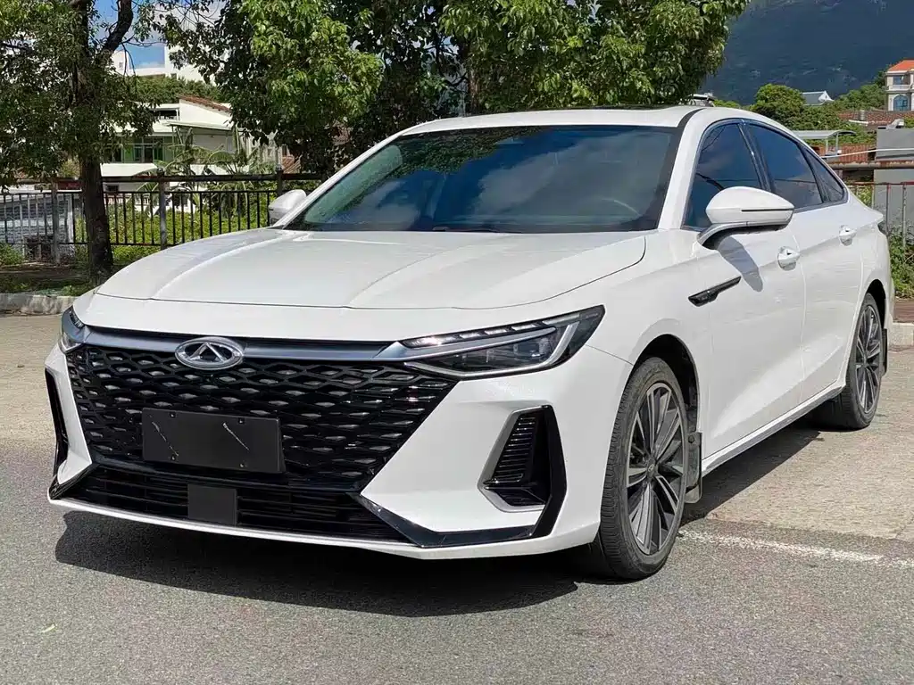IARZ8 2022 Model 1.6T DCT Yar