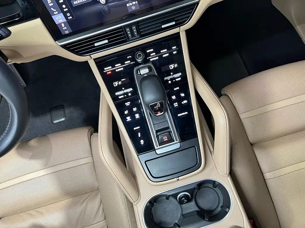 Cayenne 2019 3.0T