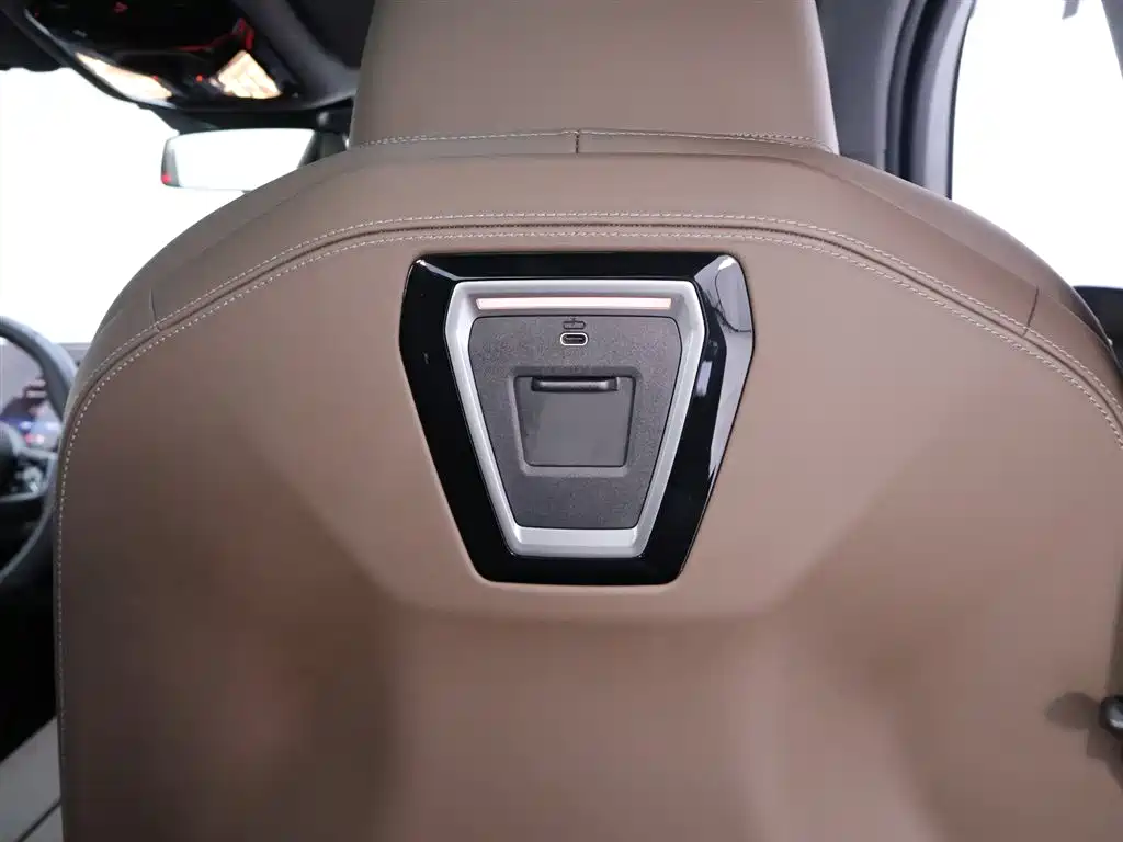 BMW 5 Series 2025 525Li M Sport Package