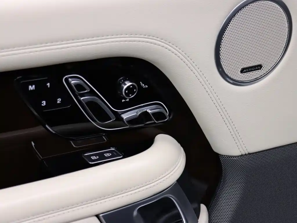 Range Rover 2021 3.0 L6 Classic Extended Edition