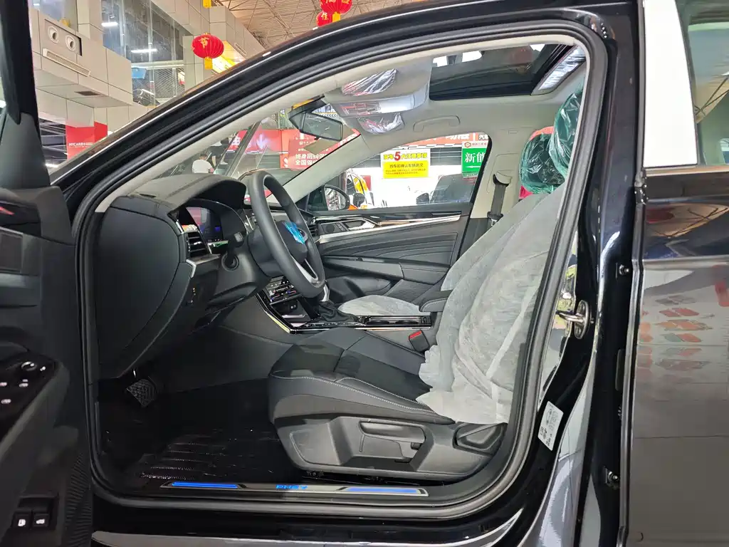Passat PHEV 2025 430 Hybrid Business Edition