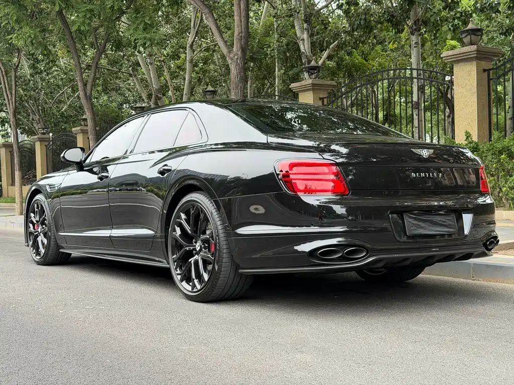 Ferarri 2024 Model 4.0T V8 S