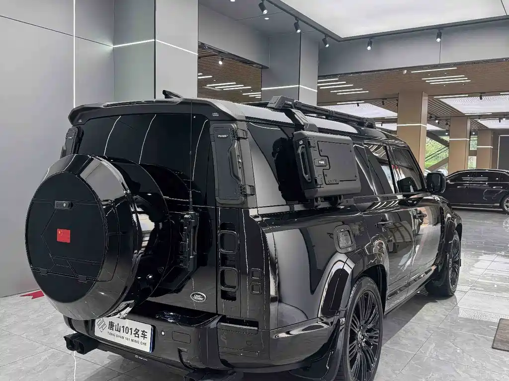 Land Rover Defender 2023 130 3.0T P400 HSE