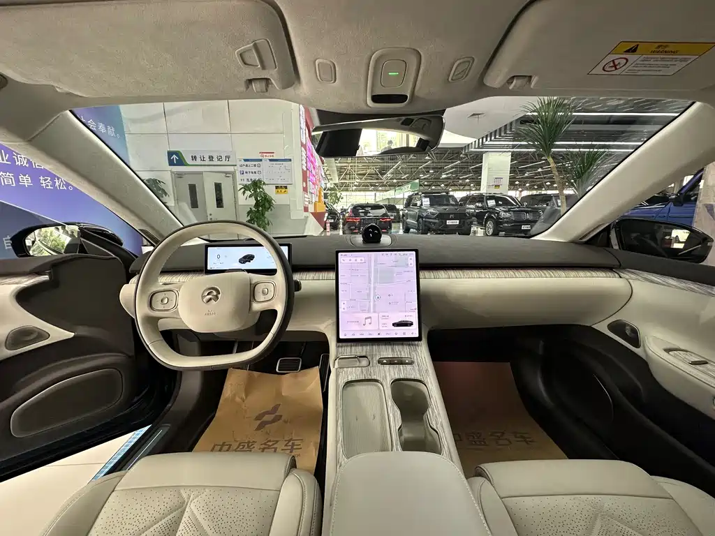 NIO ET7 2024 Edition 75kWh Executive Signature Edition