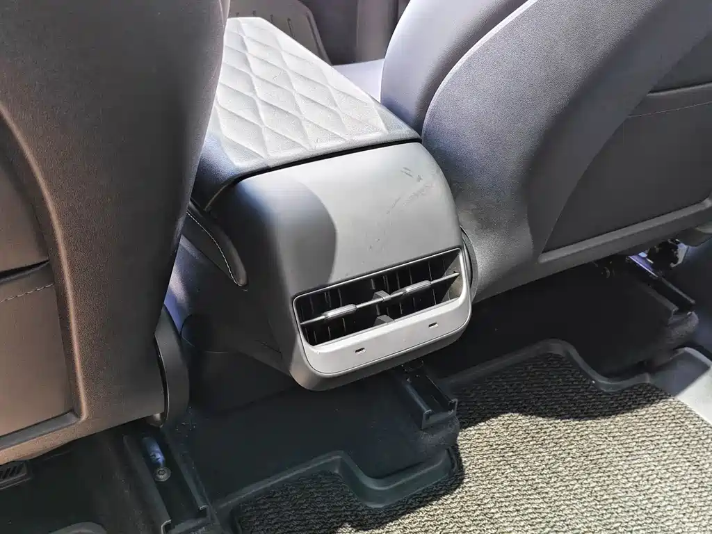Model Y 2022 Rear-Wheel Drive Edition