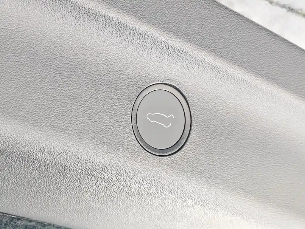 Model Y 2022 Rear-Wheel Drive Edition
