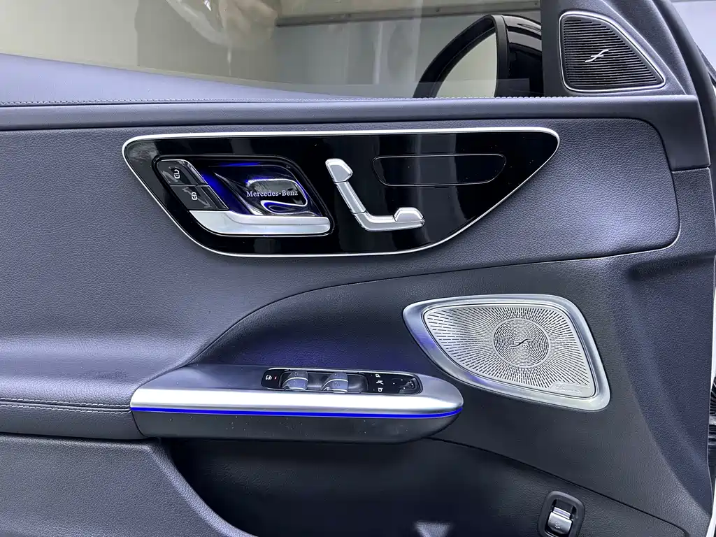 Mercedes-Benz C-Class 2023 C 260 L Night Motion Edition