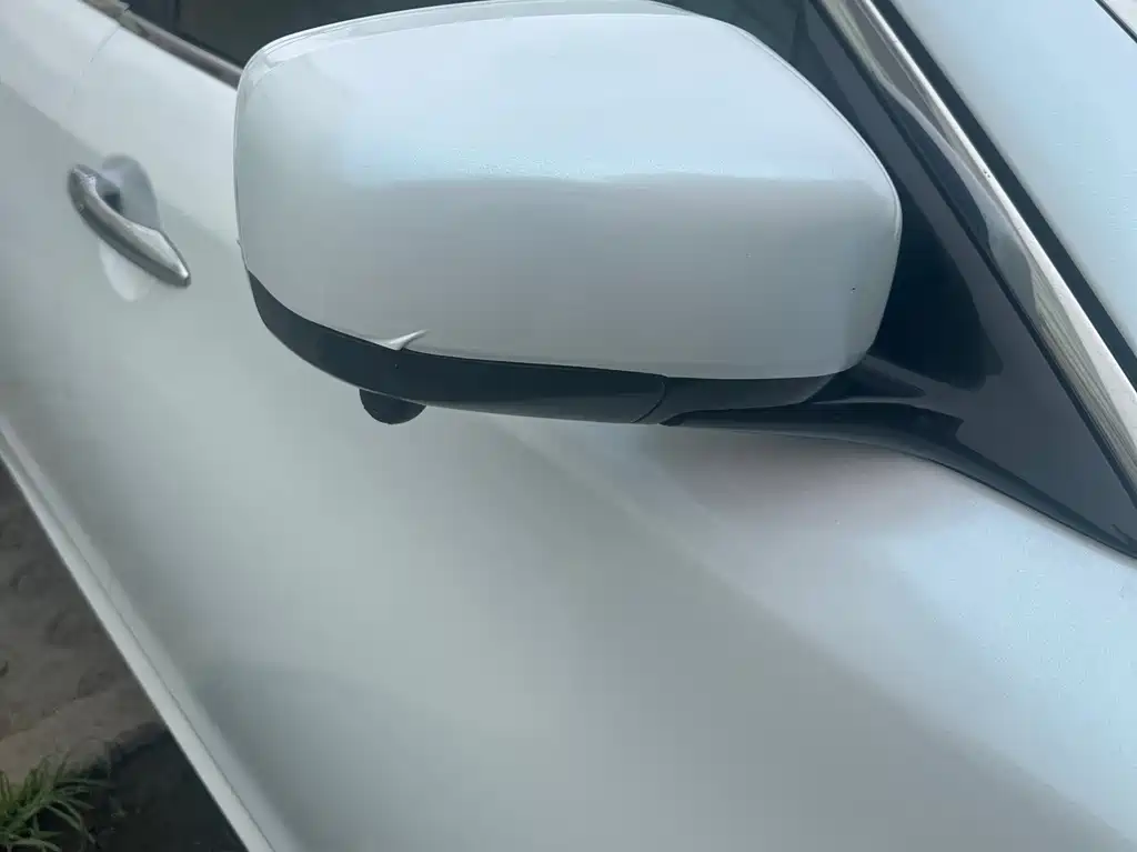 Infiniti Q70 2015款 Q70L 2.5L Enjoyment Edition
