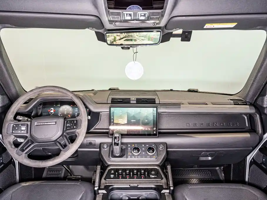 Land Rover Defender 2023 Edition 110 5.0T V8