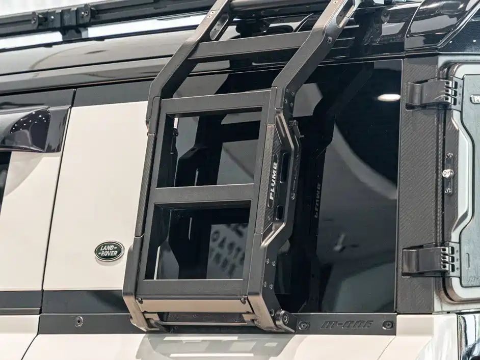 Land Rover Defender 2023 Edition 110 5.0T V8