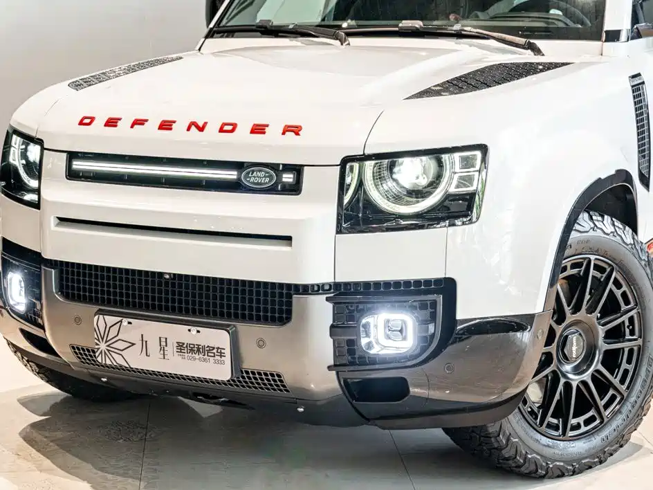 Land Rover Defender 2023 Edition 110 5.0T V8