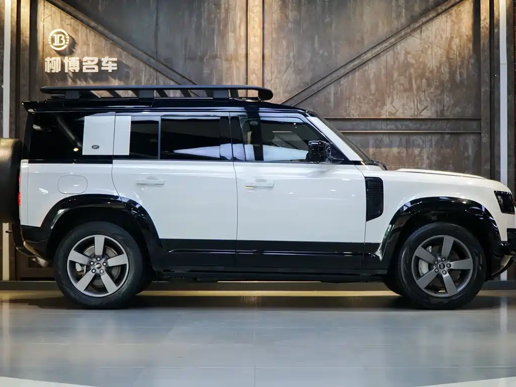 Land Rover Defender 2023 Model 110 3.0T P400 X-DYNAMIC HSE