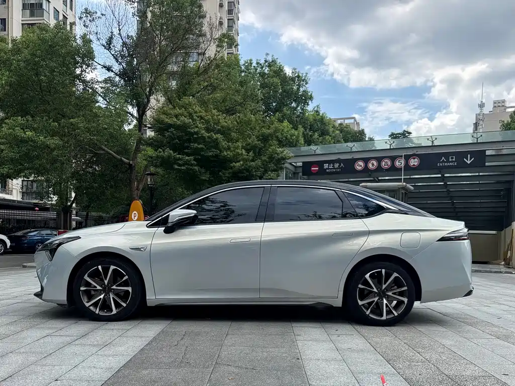 AION S Plus 2021 Tech Edition 70