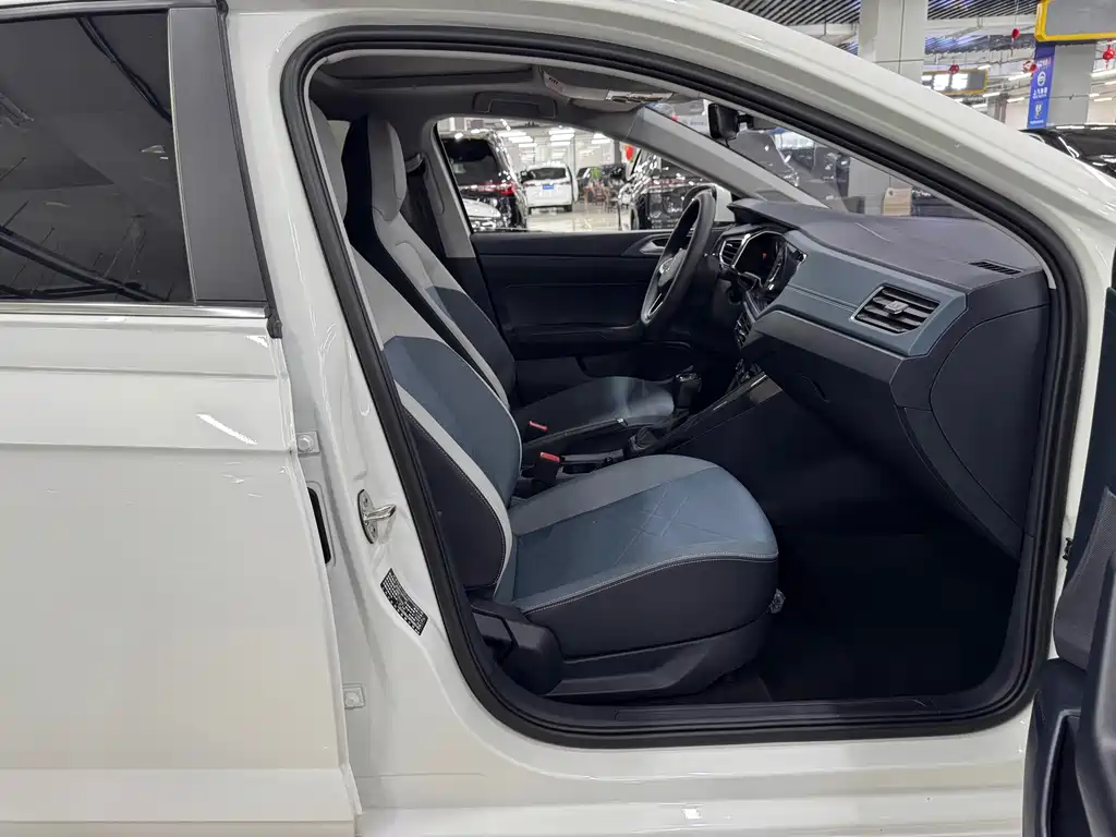 New Look 2023 1.5L Automatic New Wish Edition