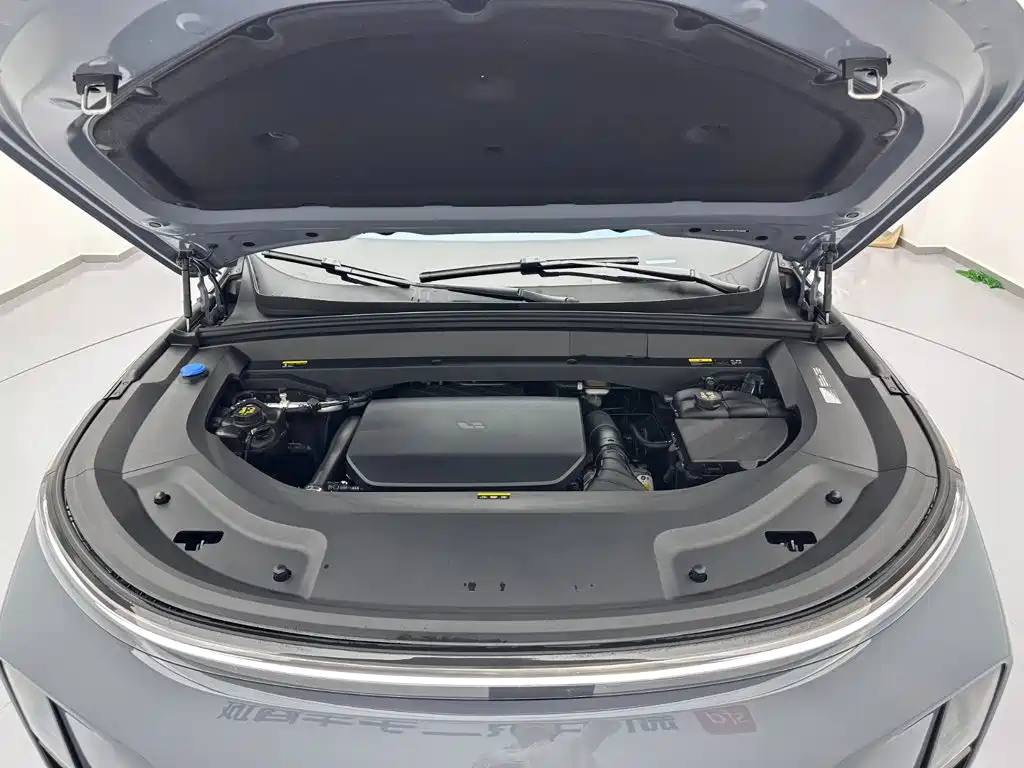 L7 2025 Ultra Smart Renewal Edition