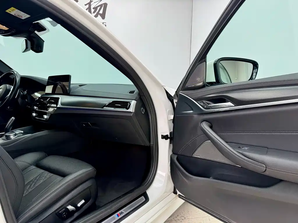 BMW 5 Series Import 2021 530i M Sport Package