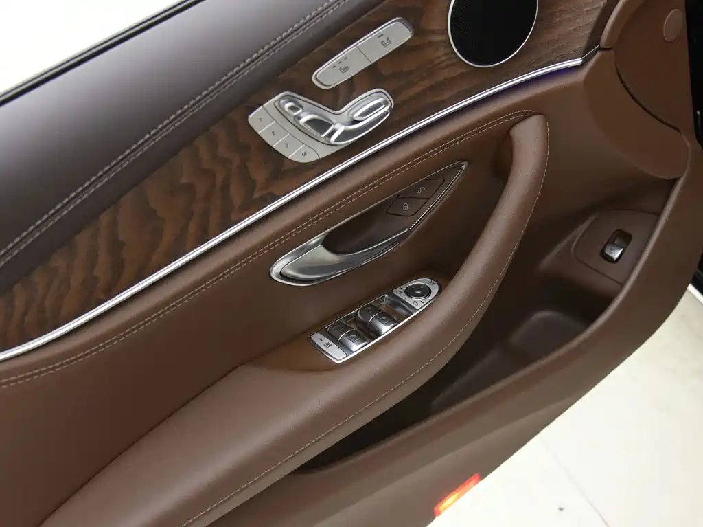 Mercedes-Benz E-Class 2023 Facelift E 300 L Sportline