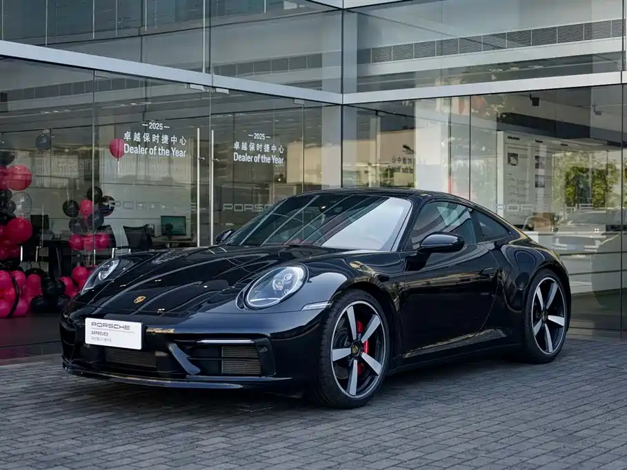Porsche 911 2023 Carrera 4S 3.0T