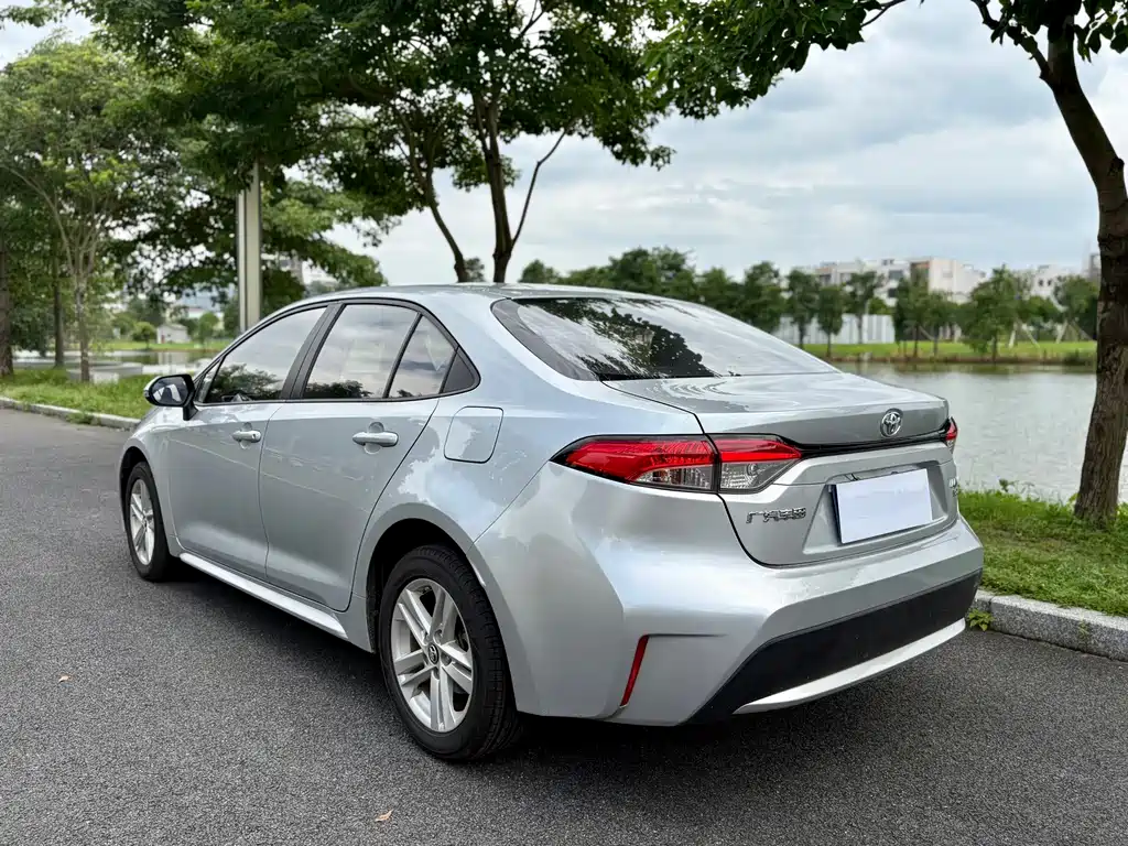 Leon 2019 185T CVT Advance Edition National V