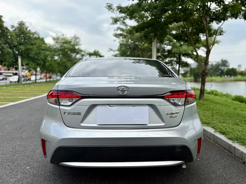 Leon 2019 185T CVT Advance Edition National V