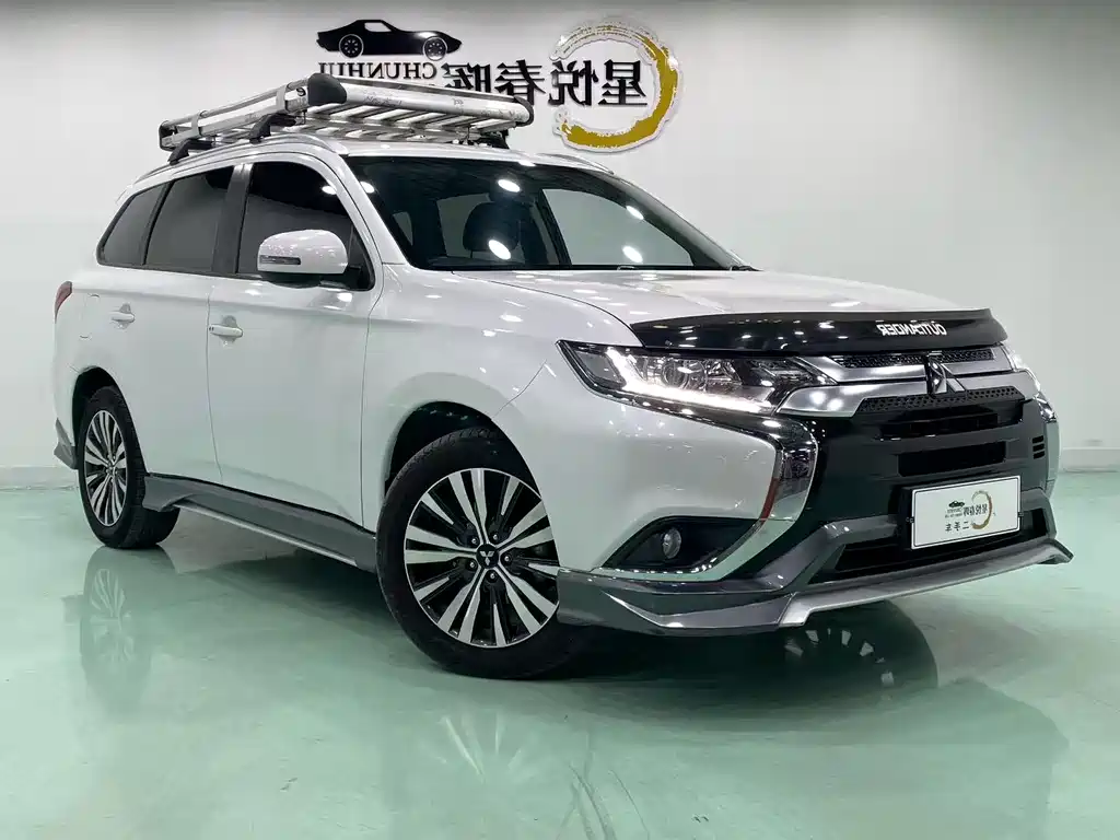Outlander 2021款 Facelift 2.0L 2WD Enjoyment Edition 7-seat