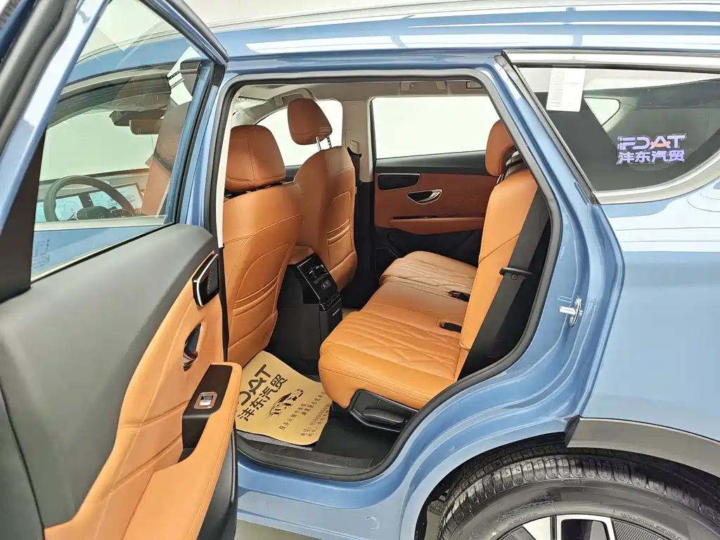 Jettu Mountain Sea L7 2024 Model 1.5T 120km MAX+ 5-seat