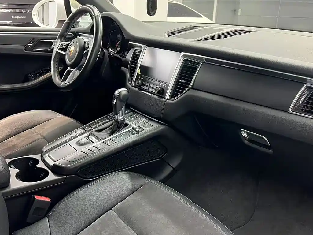 Macan 2.0T 2017款
