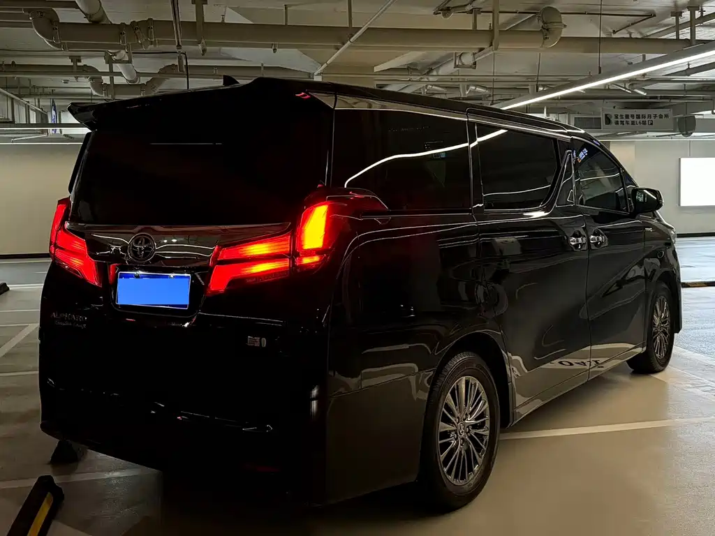 Alphard 2021款 Hybrid 2.5L Prestige Edition