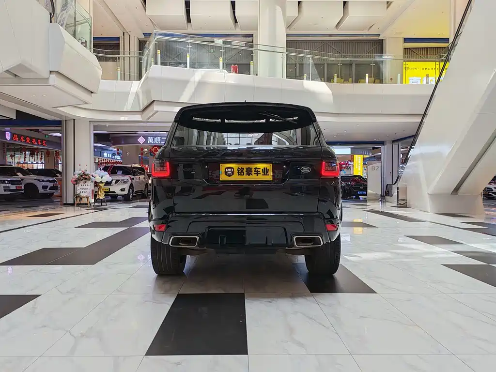 Range Rover Sport 2022 3.0 L6 Vogue Black Edition