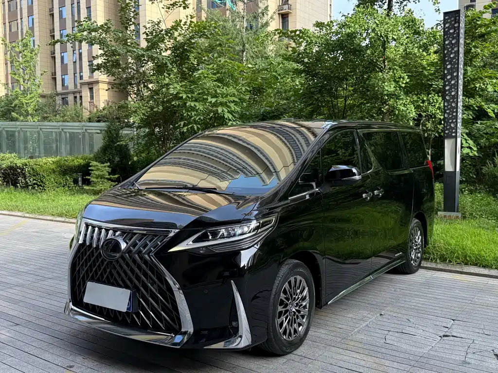 Lexus LM 2020 300h Four-Seater Imperial Edition
